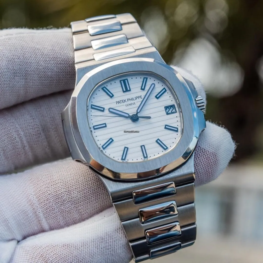 Patek Philippe Nautilus – Superlative Finish Luxury Watch | White Dial